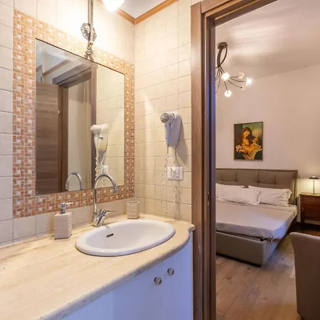 Andromaco Apartman *